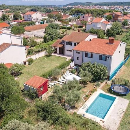 Villa Domus Maria With Swimming Pool And Free Parking à Banjole Extérieur photo