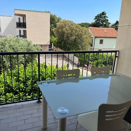 Villa Domus Maria With Swimming Pool And Free Parking à Banjole Extérieur photo
