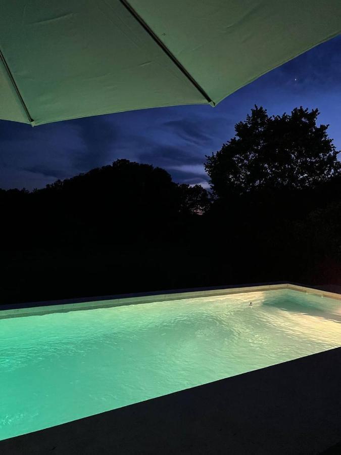 Villa Domus Maria With Swimming Pool And Free Parking à Banjole Extérieur photo