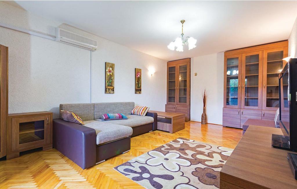 Villa Domus Maria With Swimming Pool And Free Parking à Banjole Extérieur photo